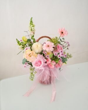 Romantic Picnic Flower Basket