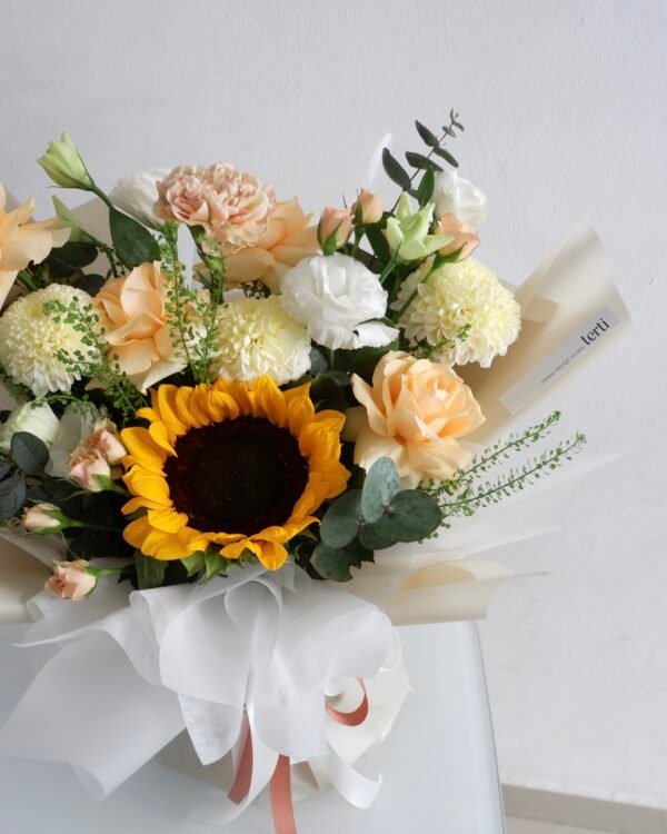Hello Sunny - Image 3