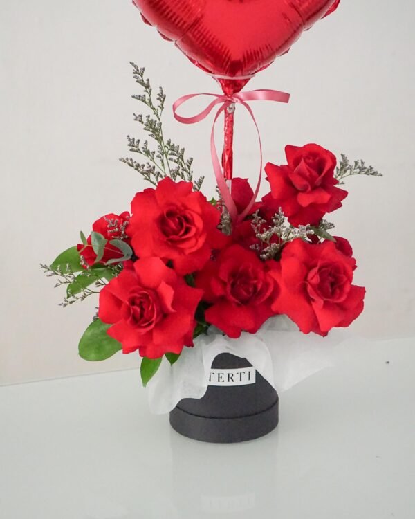 Love Rose Round Box - Image 4