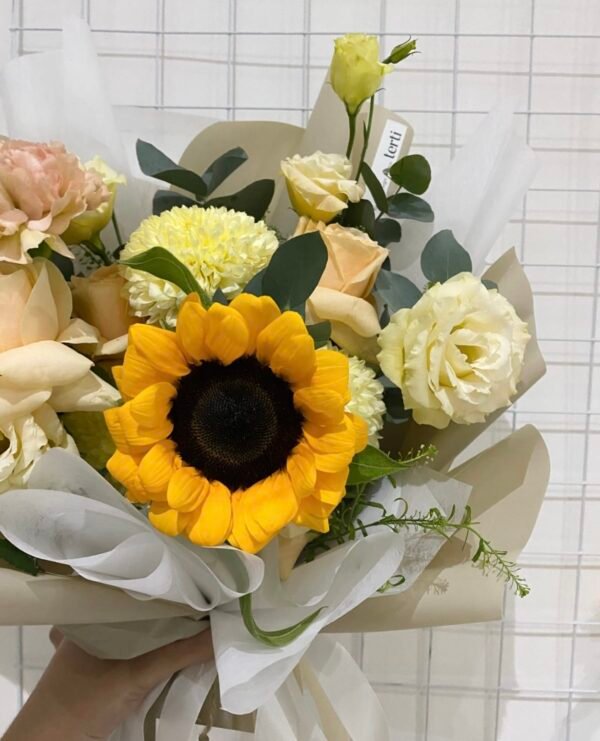 Hello Sunny - Image 4