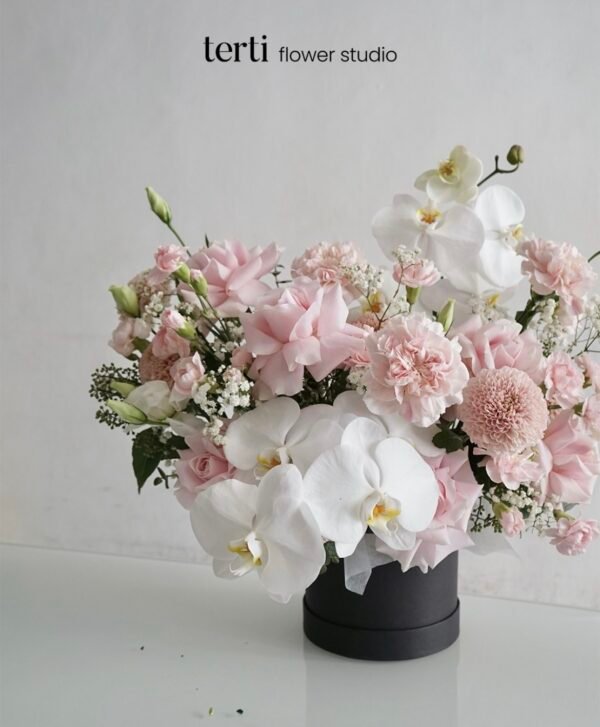Soft Pink Orchid Bloombox - Image 3