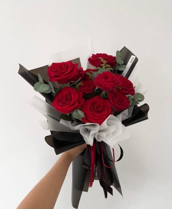 10 Red Rose Bouquet