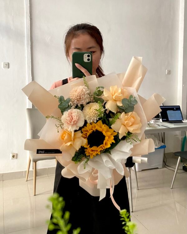 Kyra Bouquet - Image 2