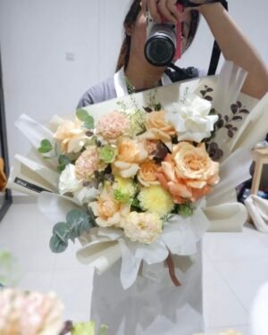 Medium Peach Bouquet