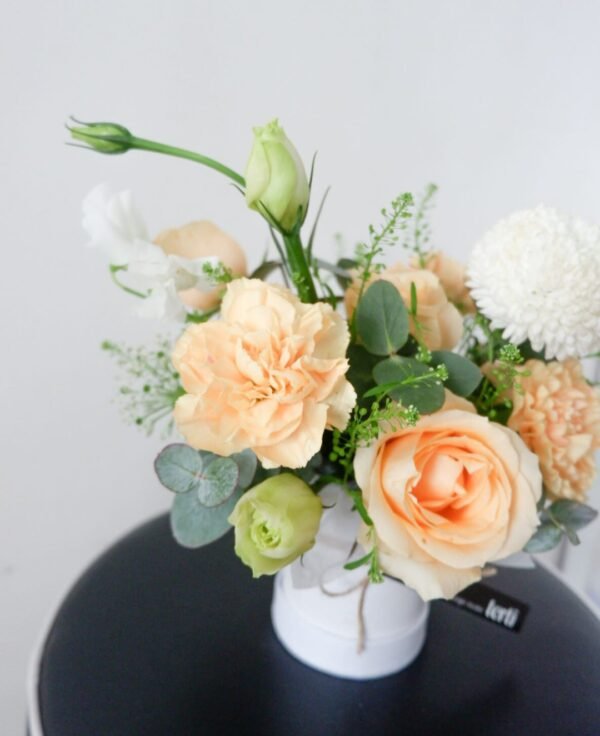 Petite Round Box