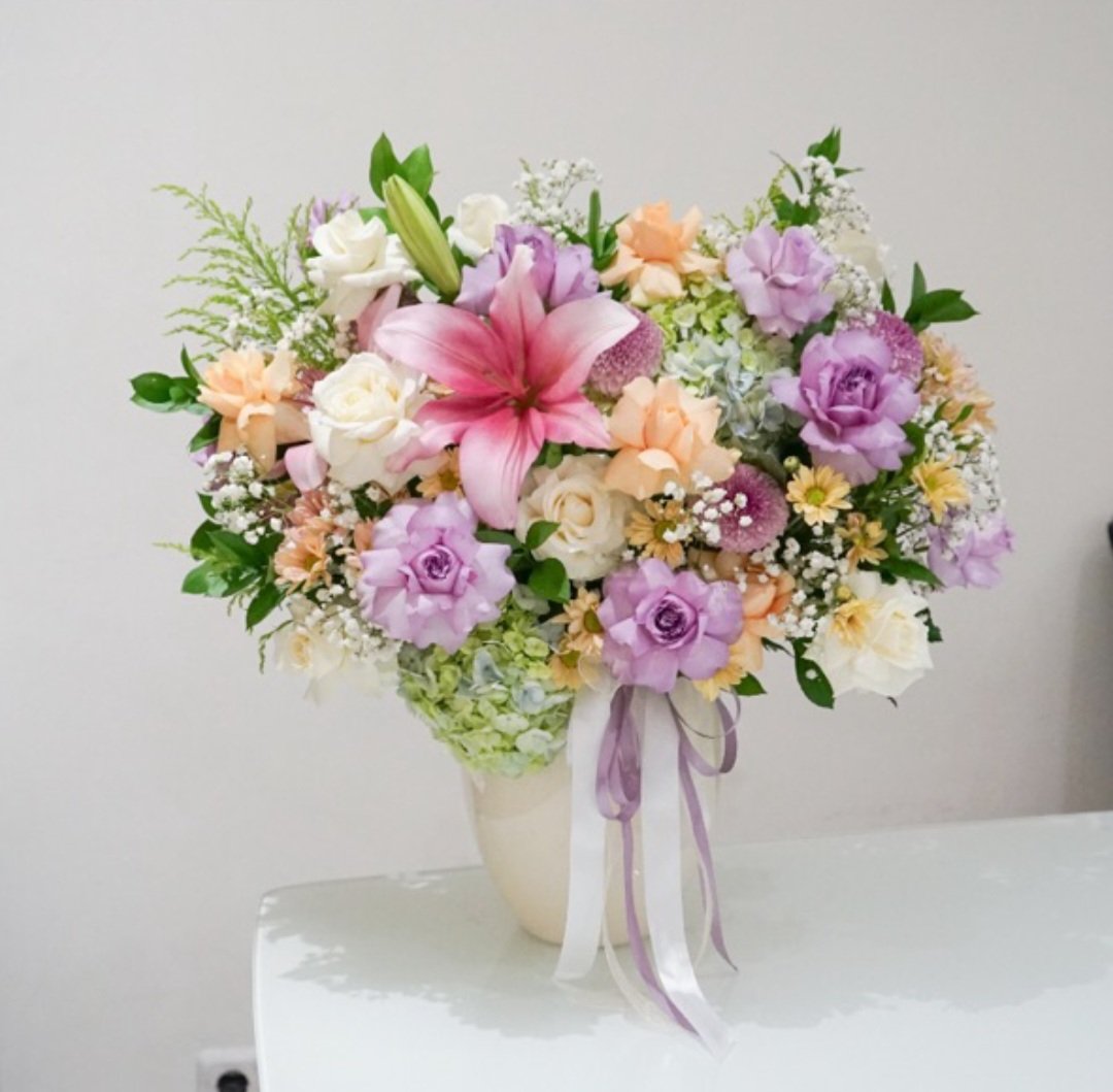 Extra Large Vase Arrangement - Image 2